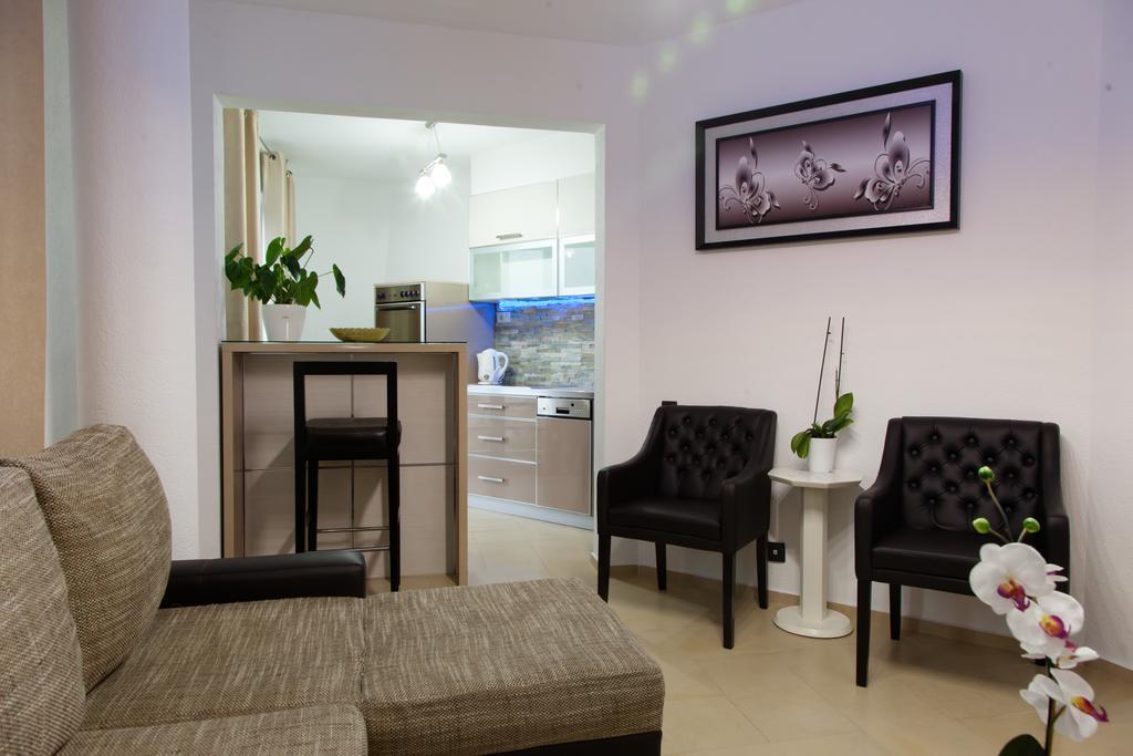 Hotel Senator Ulcinj Luaran gambar